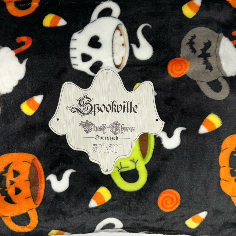 NWT Halloween Plush Throw Blanket Black Witches Brew Skull Jack O Lantern 50”x70